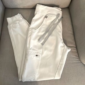 FIGS Zamora scrub bottoms white XS